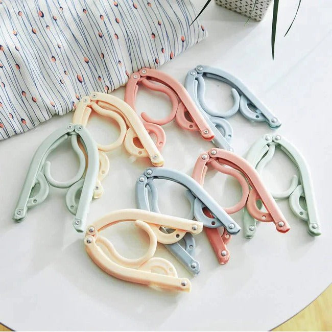 Foldable Travel Clothes Hanger