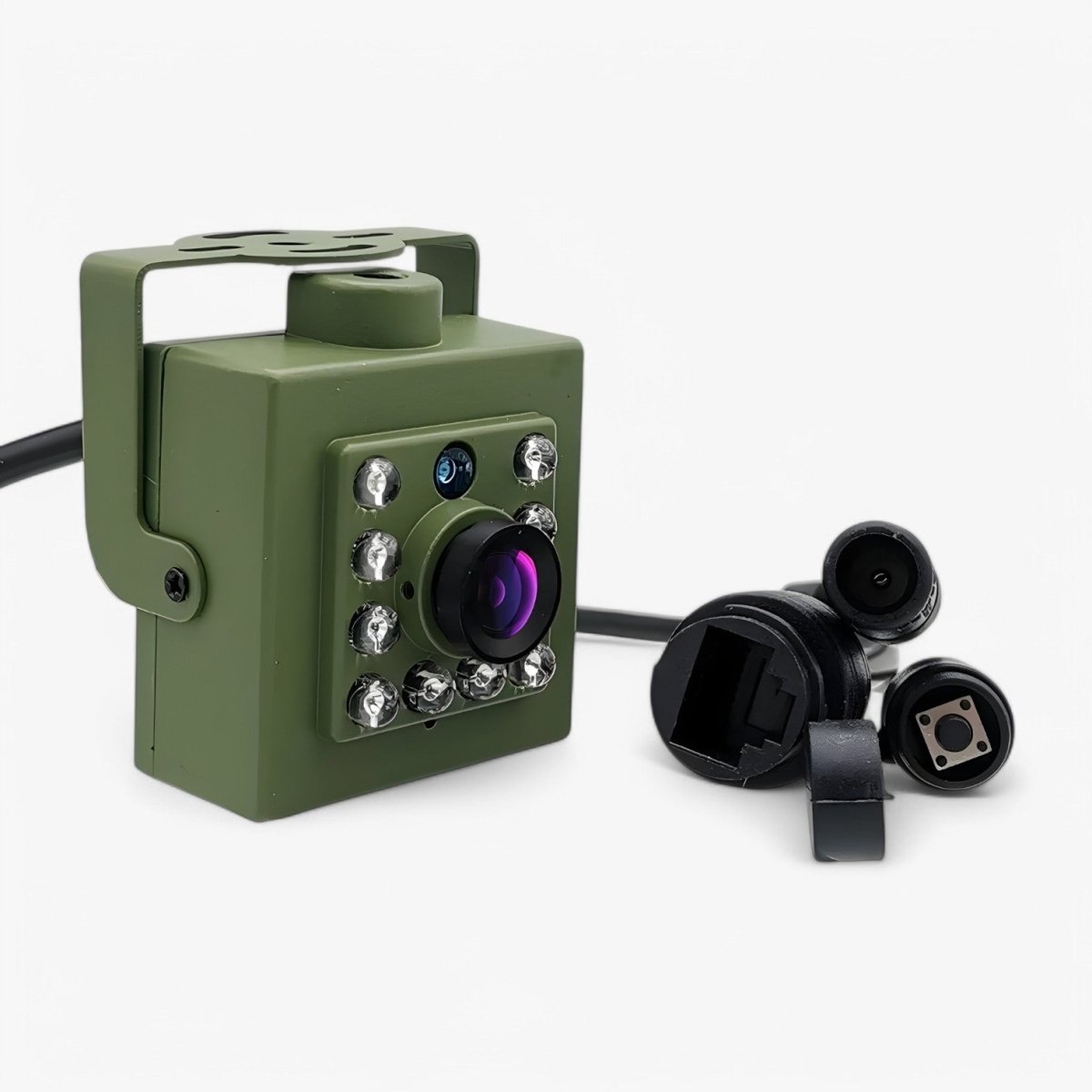 1080p HD weatherproof wildlife camera with night vision, motion detection, and remote access