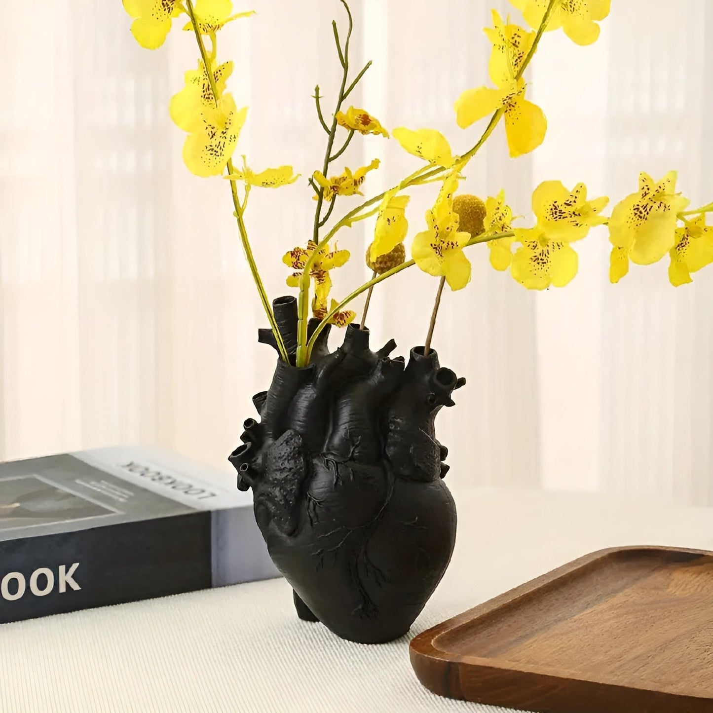 Bamboo & Wood Lively Heart-Shaped Vase