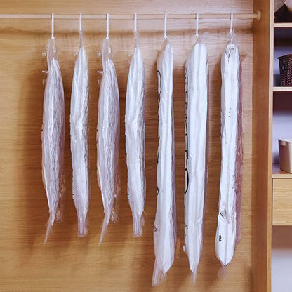 Hanging Vacuum Storage Bags (4 Pcs)