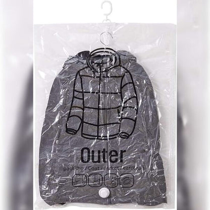 Hanging Vacuum Storage Bags (4 Pcs)