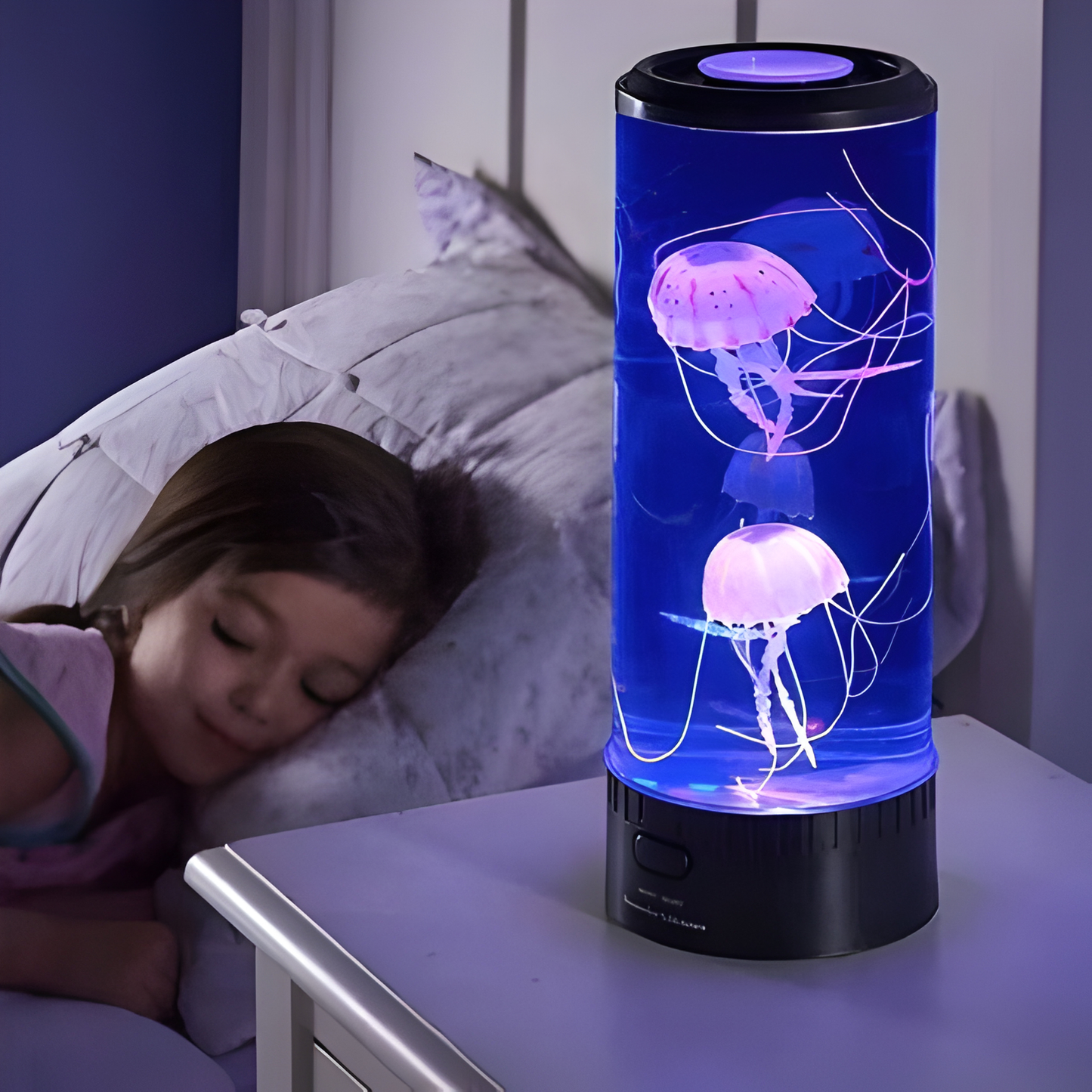 Jellyfish lamp with a soothing, ocean-inspired atmosphere