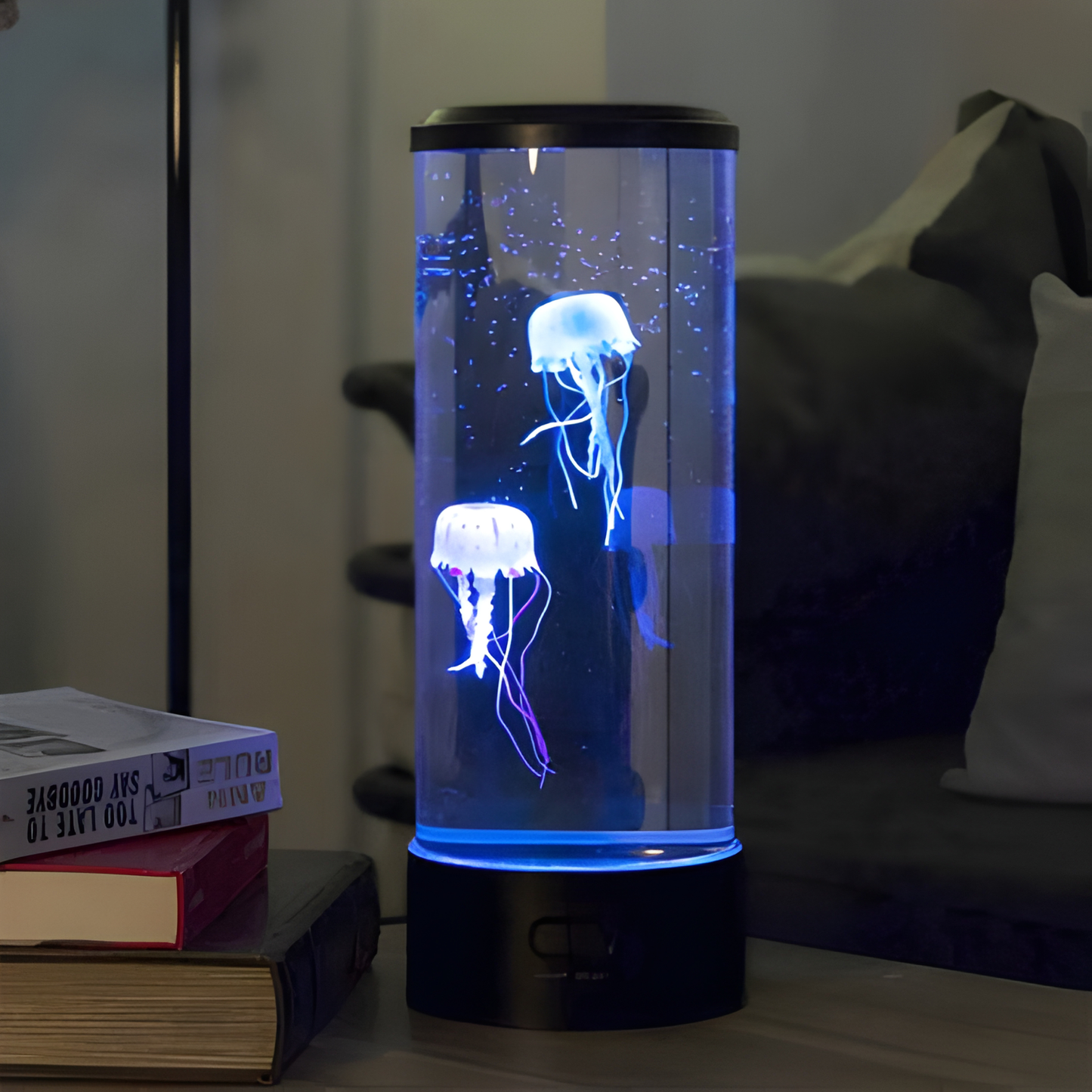 Jellyfish lamp with a soothing, ocean-inspired atmosphere