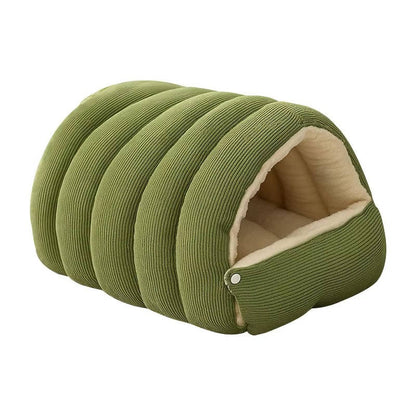 Removable and Washable Winter Closed off Cat Bed