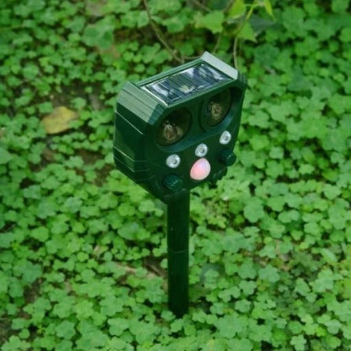 Ultrasonic Solar Snake Repeller