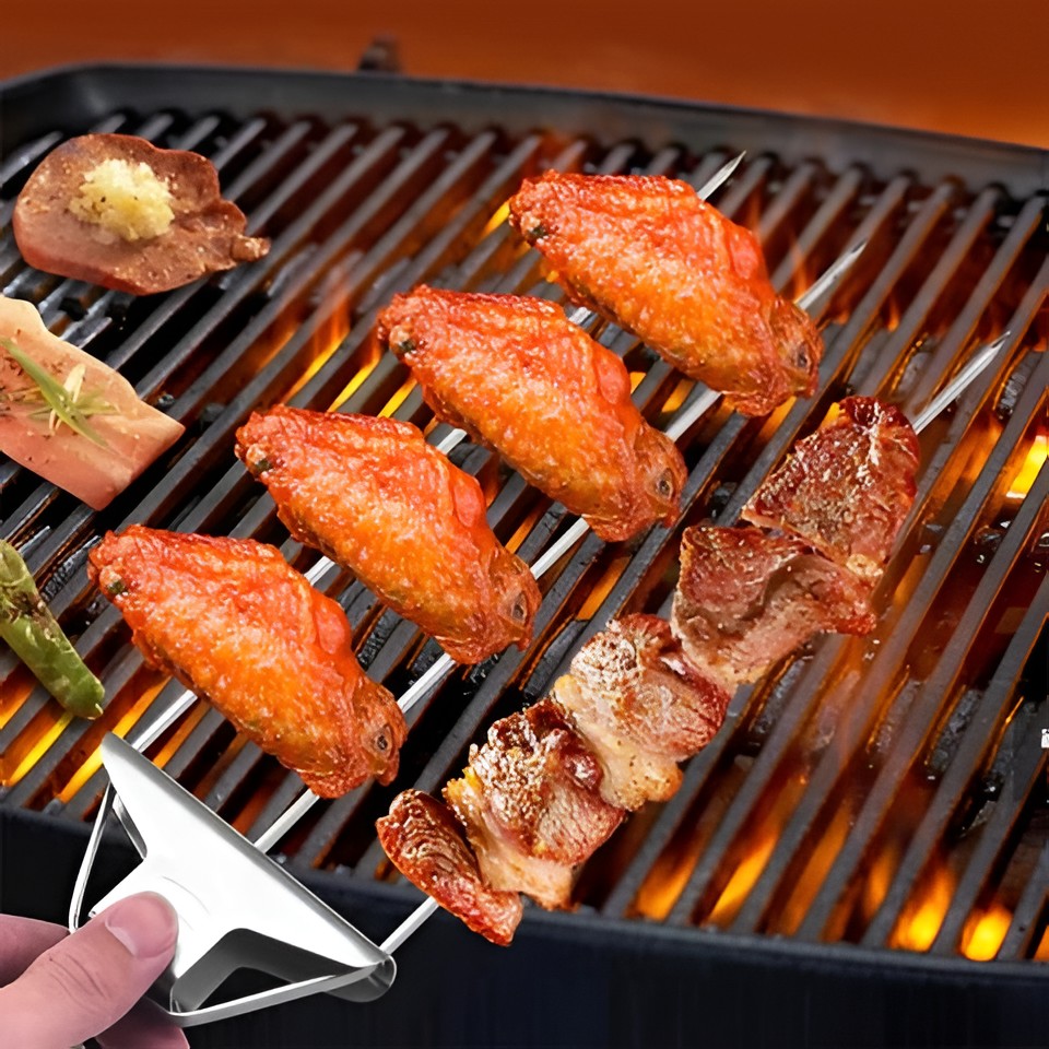Three-prong grill skewer set